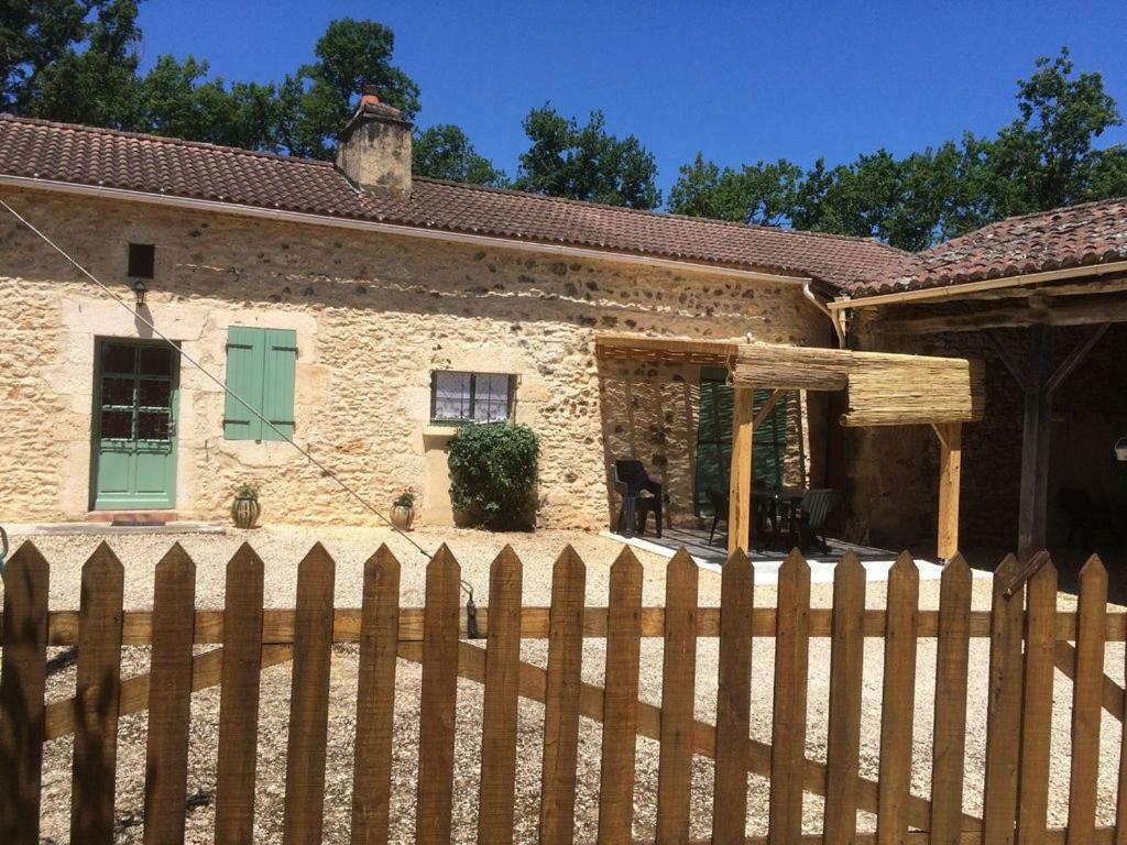 Gite De L Oustalneou Cuzorn Exteriér fotografie