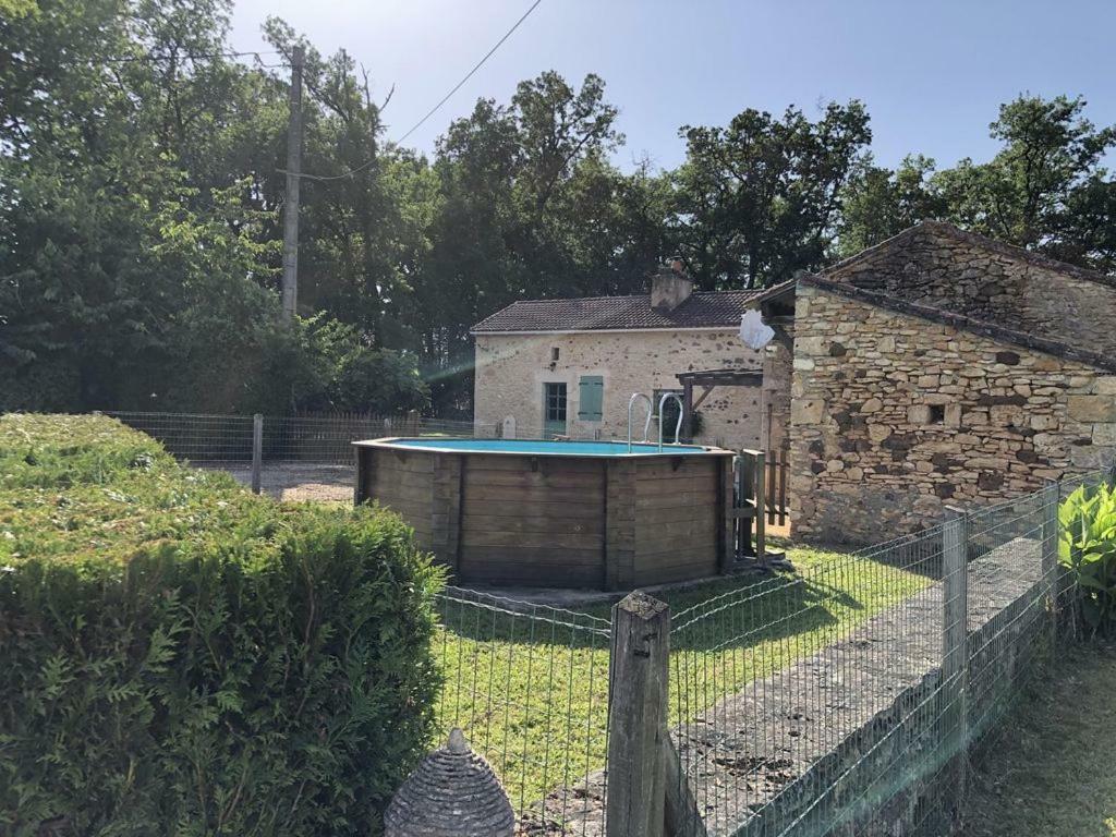 Gite De L Oustalneou Cuzorn Exteriér fotografie