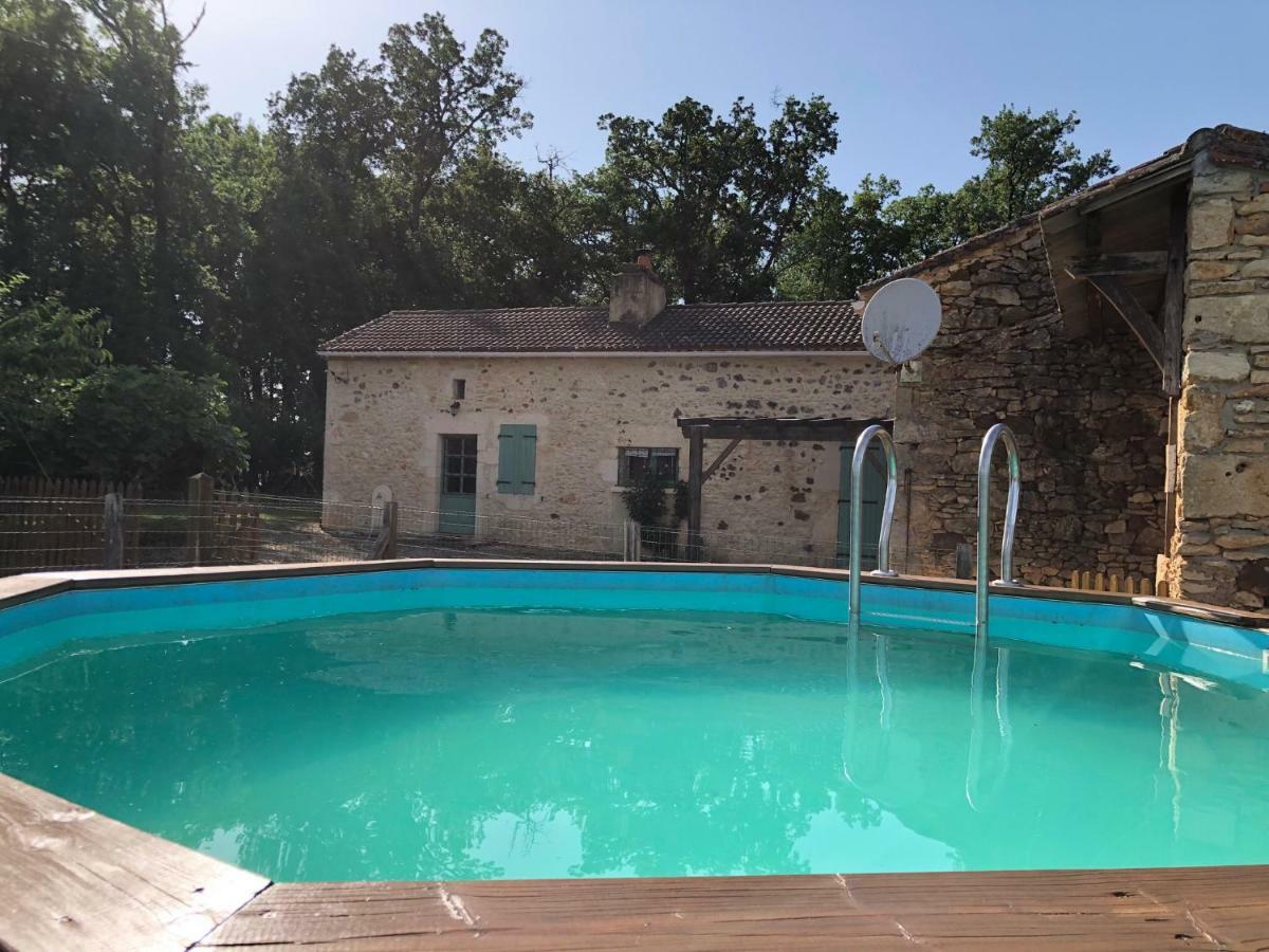 Gite De L Oustalneou Cuzorn Exteriér fotografie